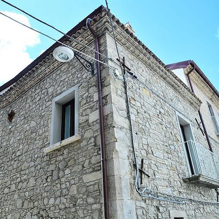 Camera A Sud Bovino Buitenkant foto